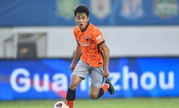 星空体育APP-戴伟浚助深足连胜李章洙仍有不满：他体能还有欠缺