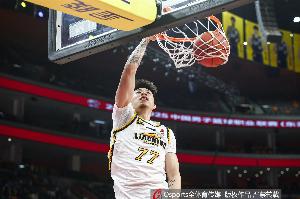 张镇麟复出！杨鸣：张镇麟求战意愿非常强 今晚将会给他报名